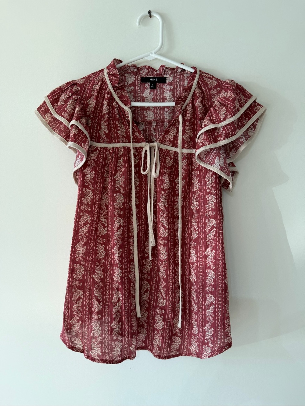 mine Floral Tie-Front Flutter Sleeve Blouse